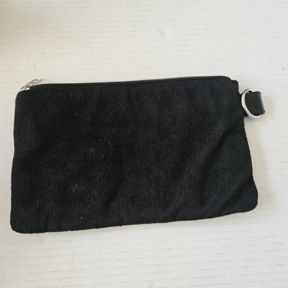 Disney Pirates of the Caribbean black velvet wristlet makeup bag‎ - Picture 3 of 4